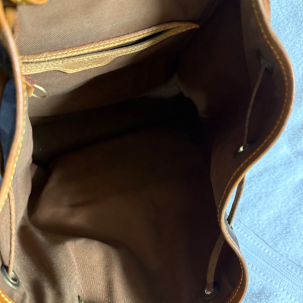 Louis vutton Backpack - Picture 5 of 5